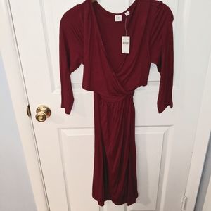 Wrap maternity dress. NWT